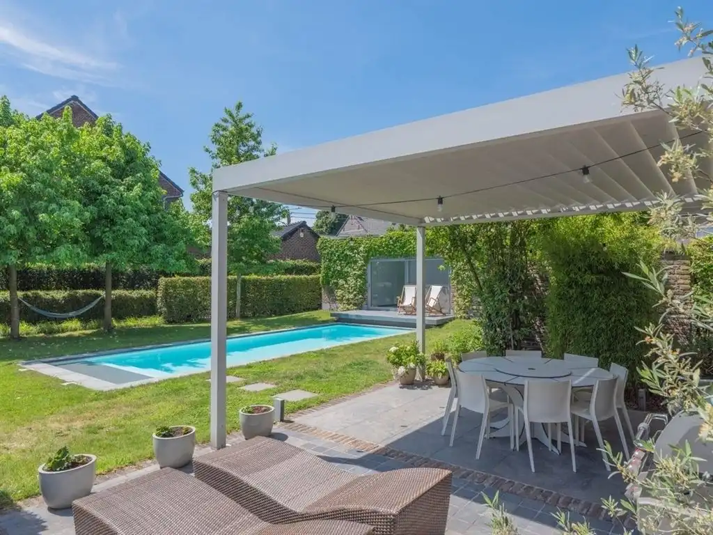 Unieke karakterhoeve met loftsfeer, design, verwarmd zwembad & poolhouse foto 6
