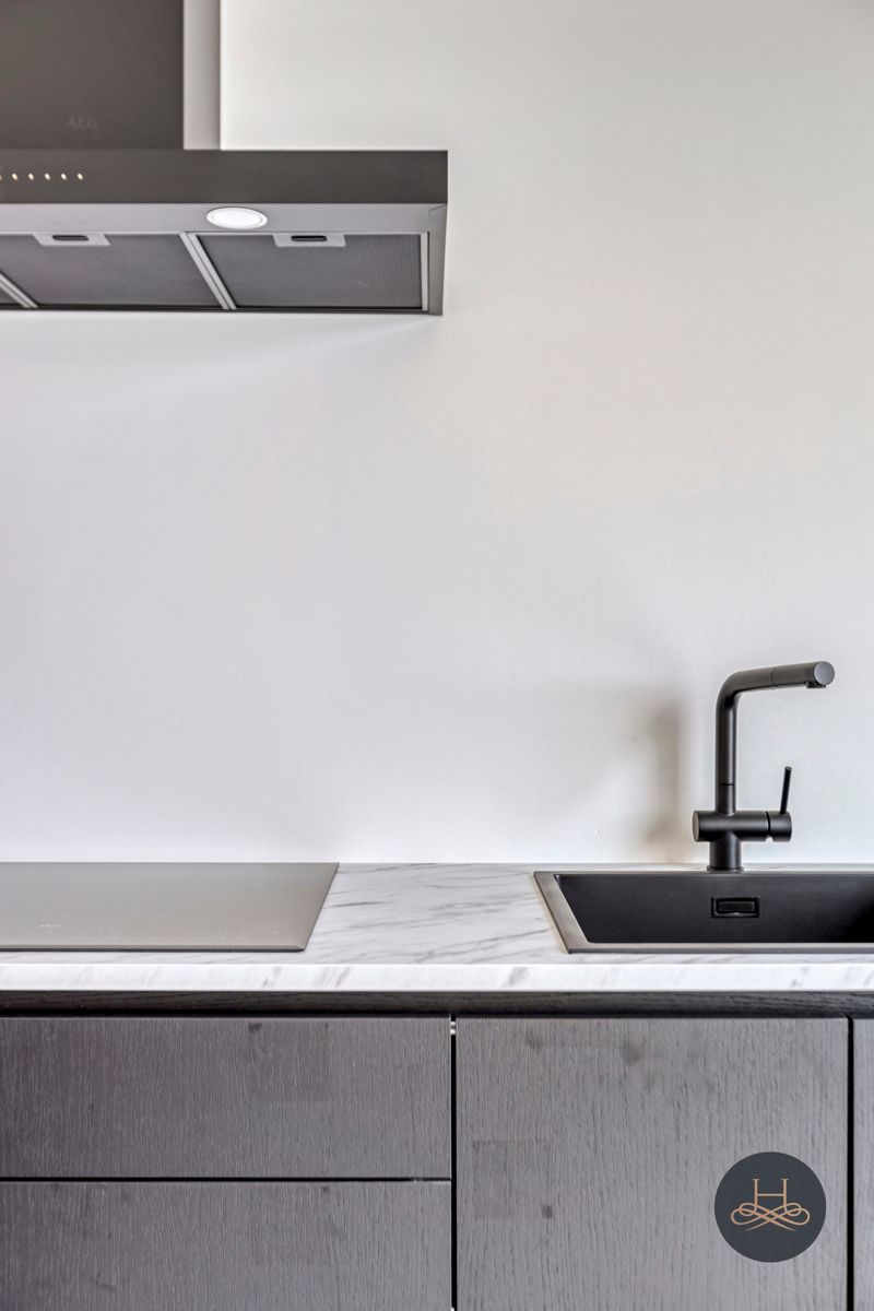 Uniek, ruim dakappartement met staanplaats en zicht op groen foto 8