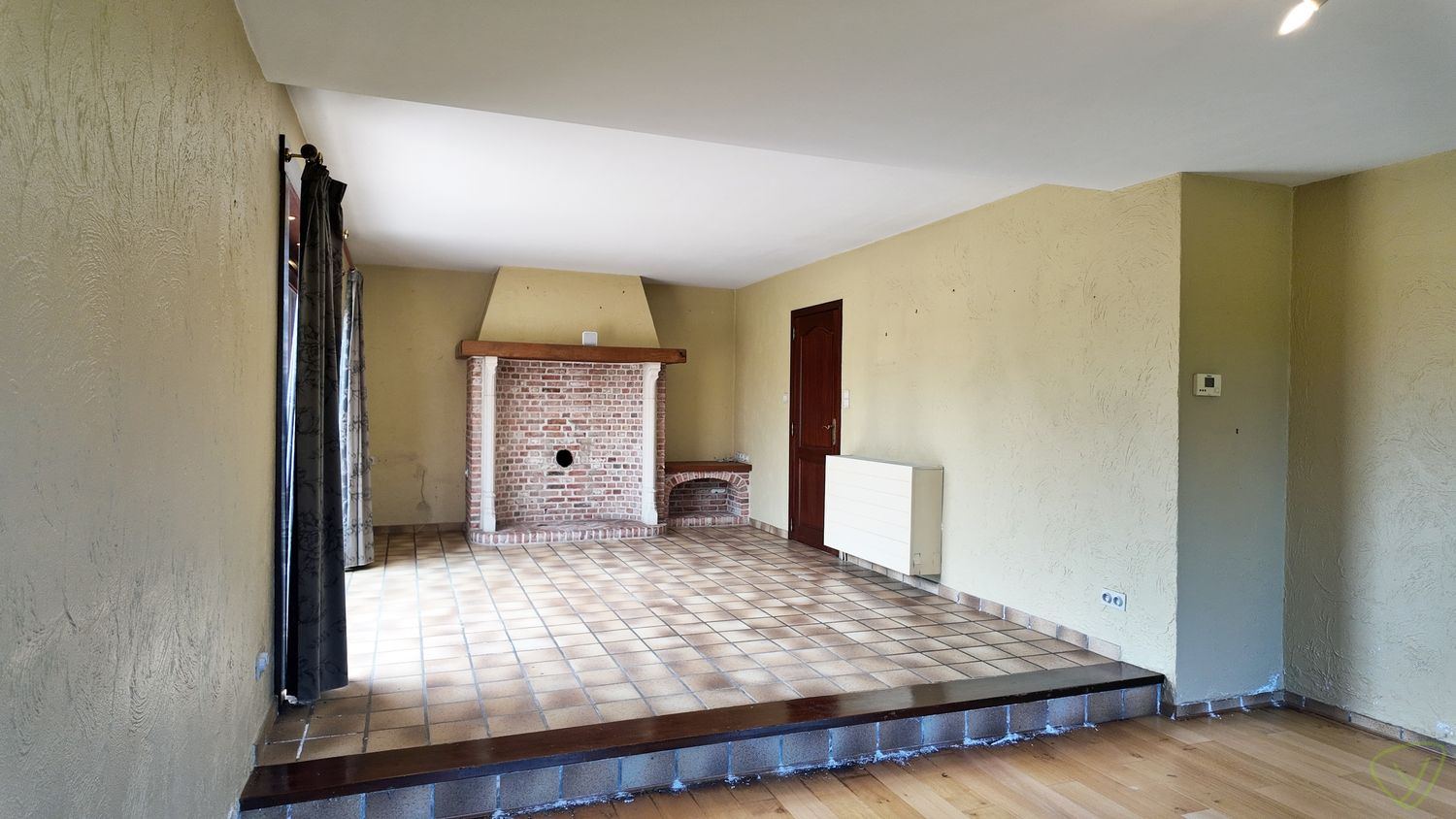 Villa op zonnig en ruim perceel met investeringspotentieel foto 3