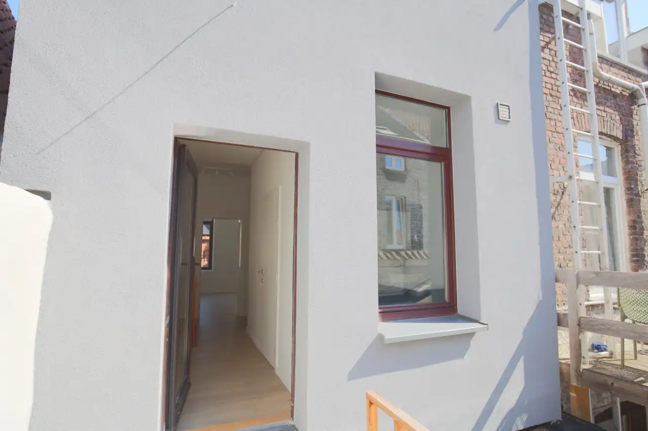 Te huur: Charmante eengezinswoning aan de Wellingstraat in het hart van Gent. Ontdek jouw nieuwe thuis! foto 15