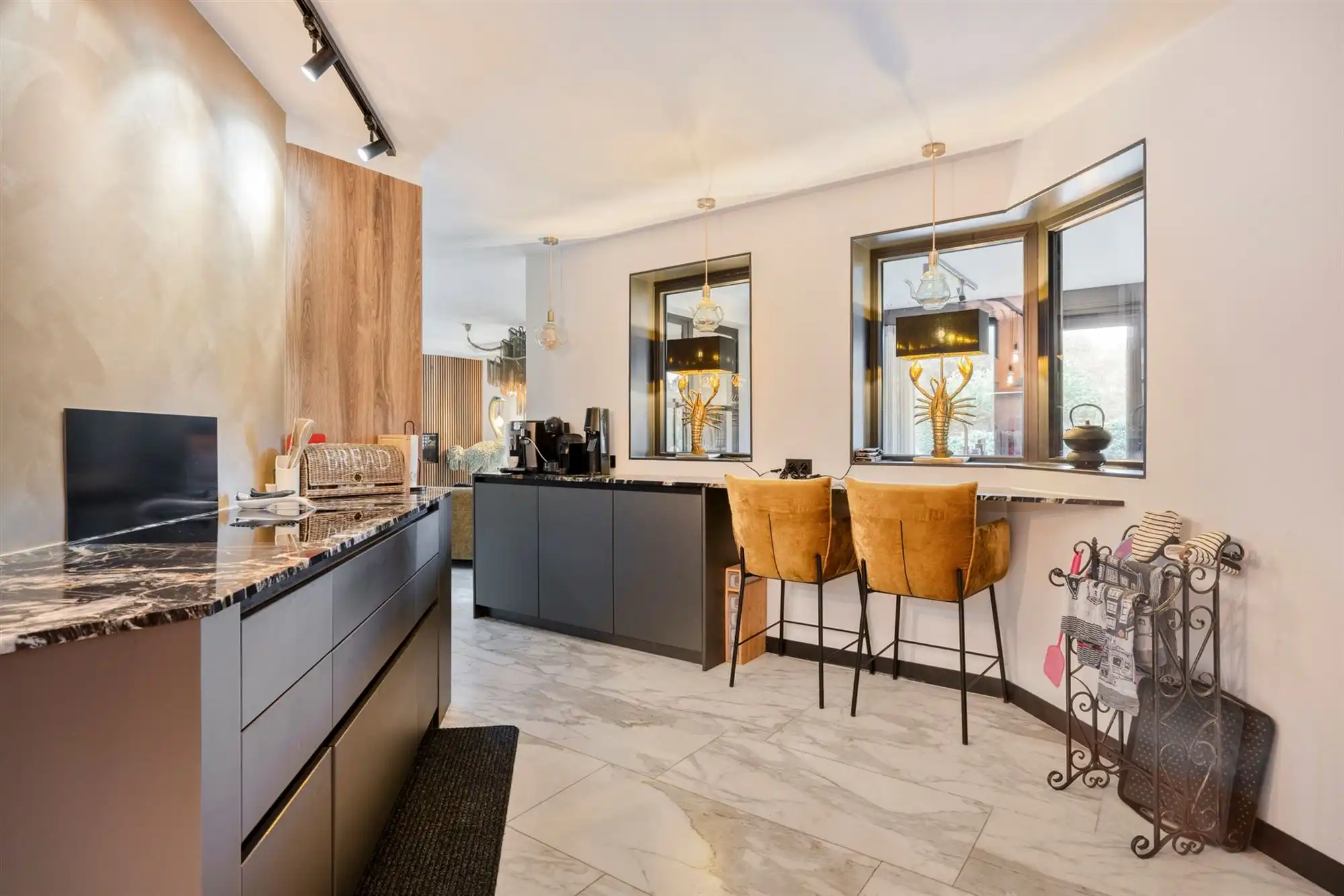 Knappe duo-villa op 8.843 m² in villawijk aan NL-grens. foto 19