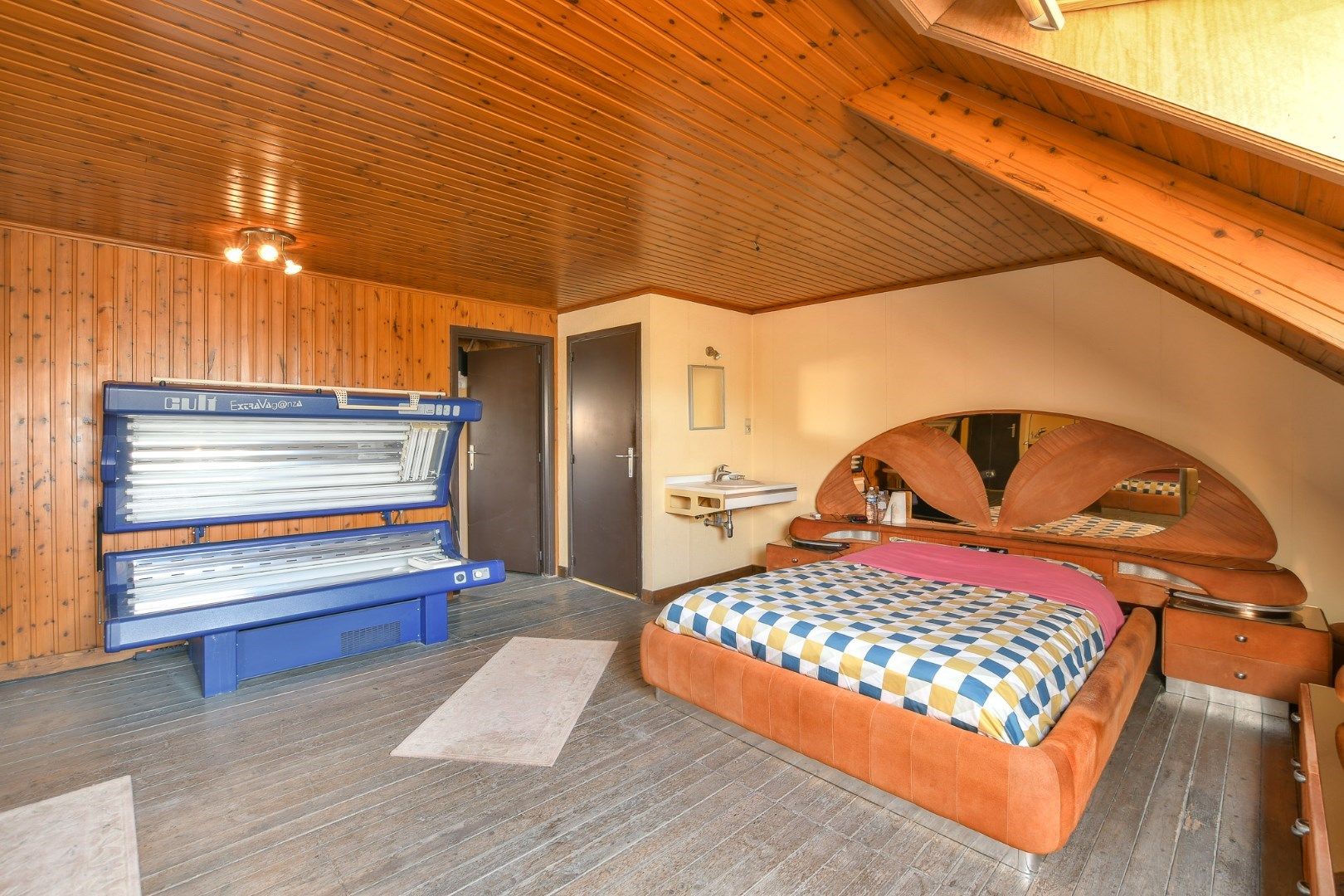 Welgekende Horecazaak te koop op Stene met woonst met 3 slaapkamers foto 17