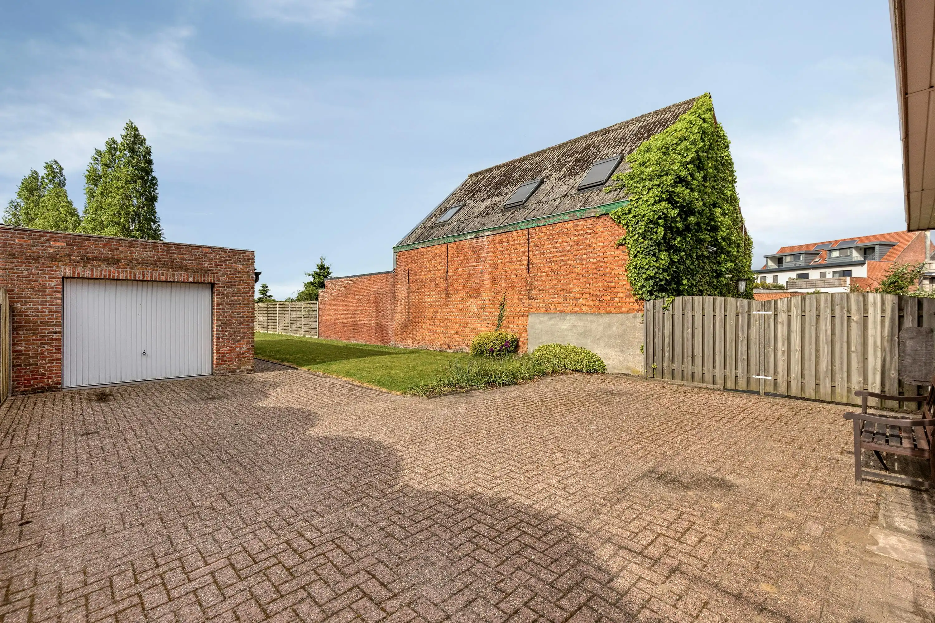 Huis met 4 slaapkamers en grote tuin te koop in Wuustwezel! foto 31