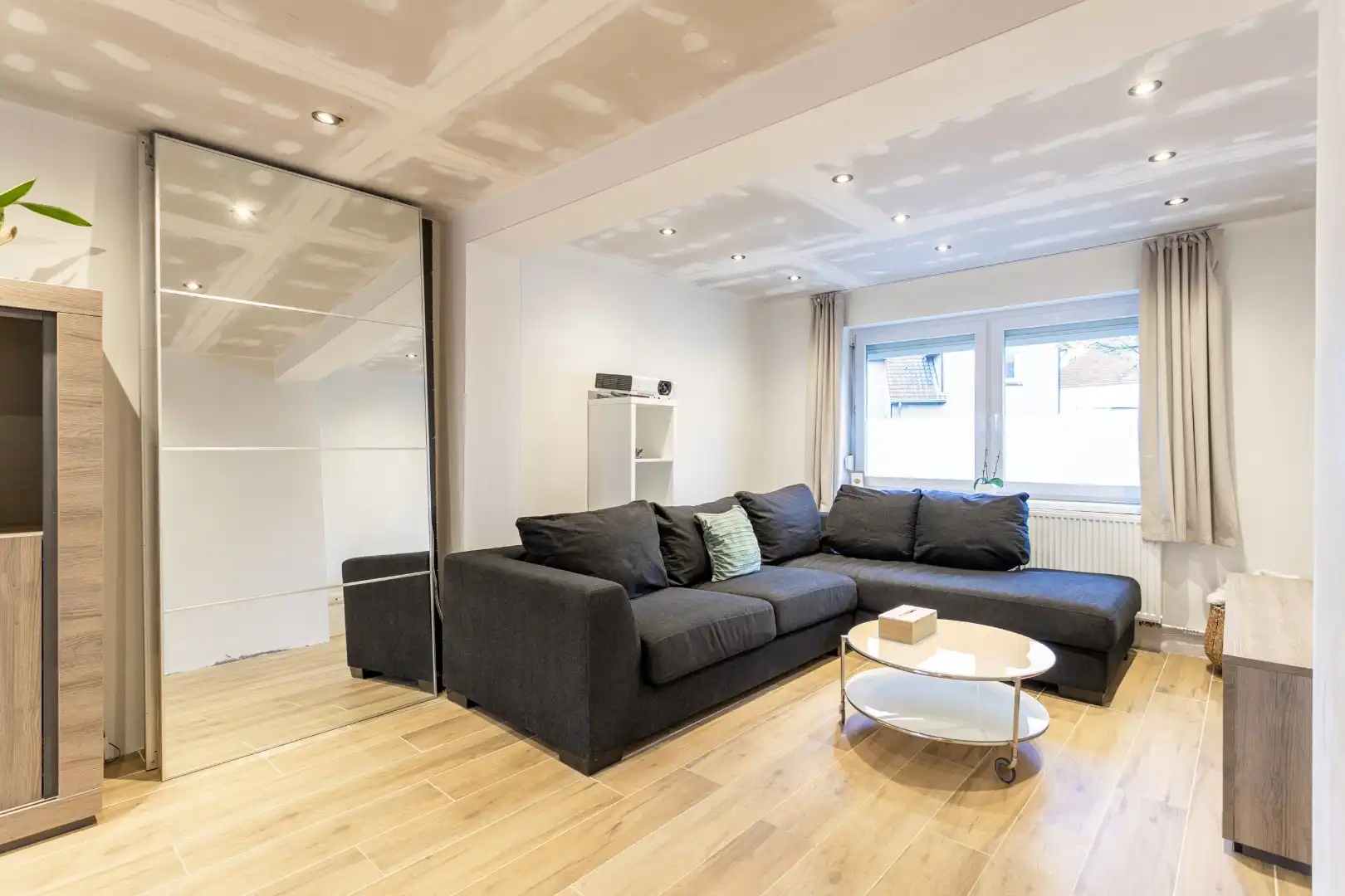 Rustig gelegen halfopen woning met 3 slpks en tuin te Buizingen foto 5