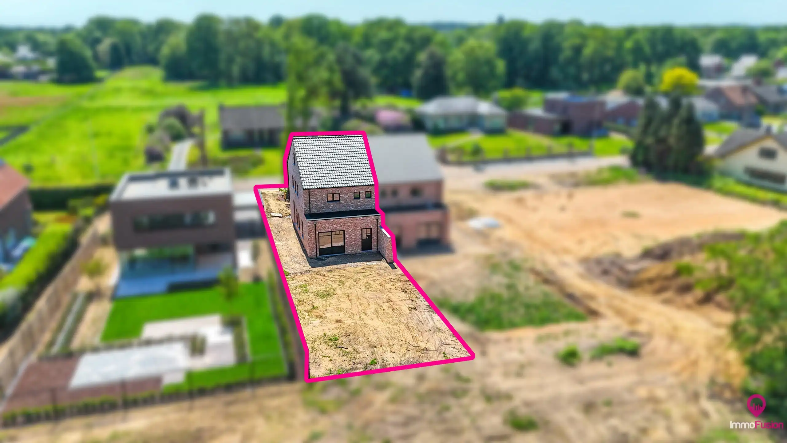 Prachtig gelegen casco woning met 4 slaapkamers! foto 10
