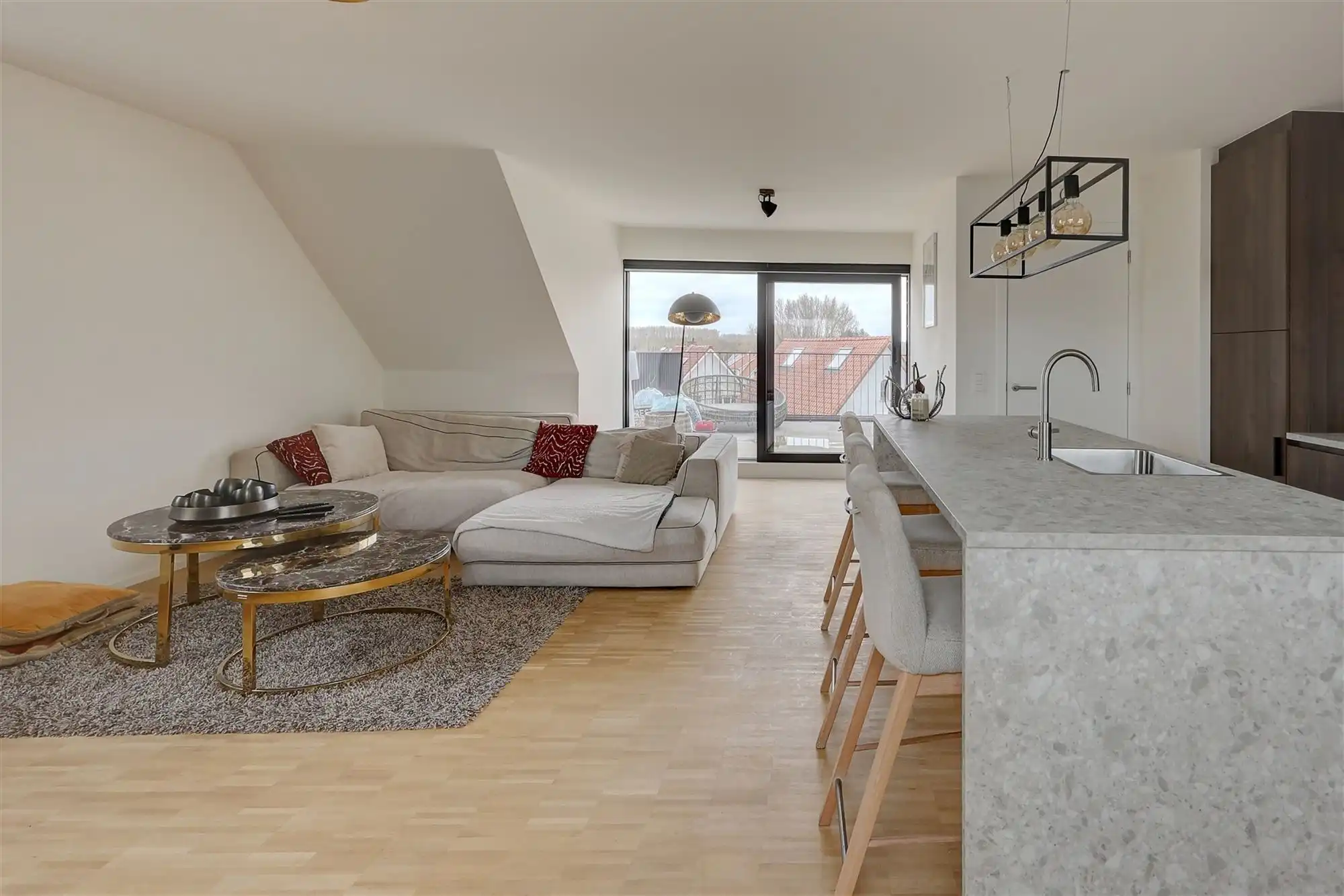Luxe penthouse met 3 slaapkamers met prachtig terras in Ranst! foto 4