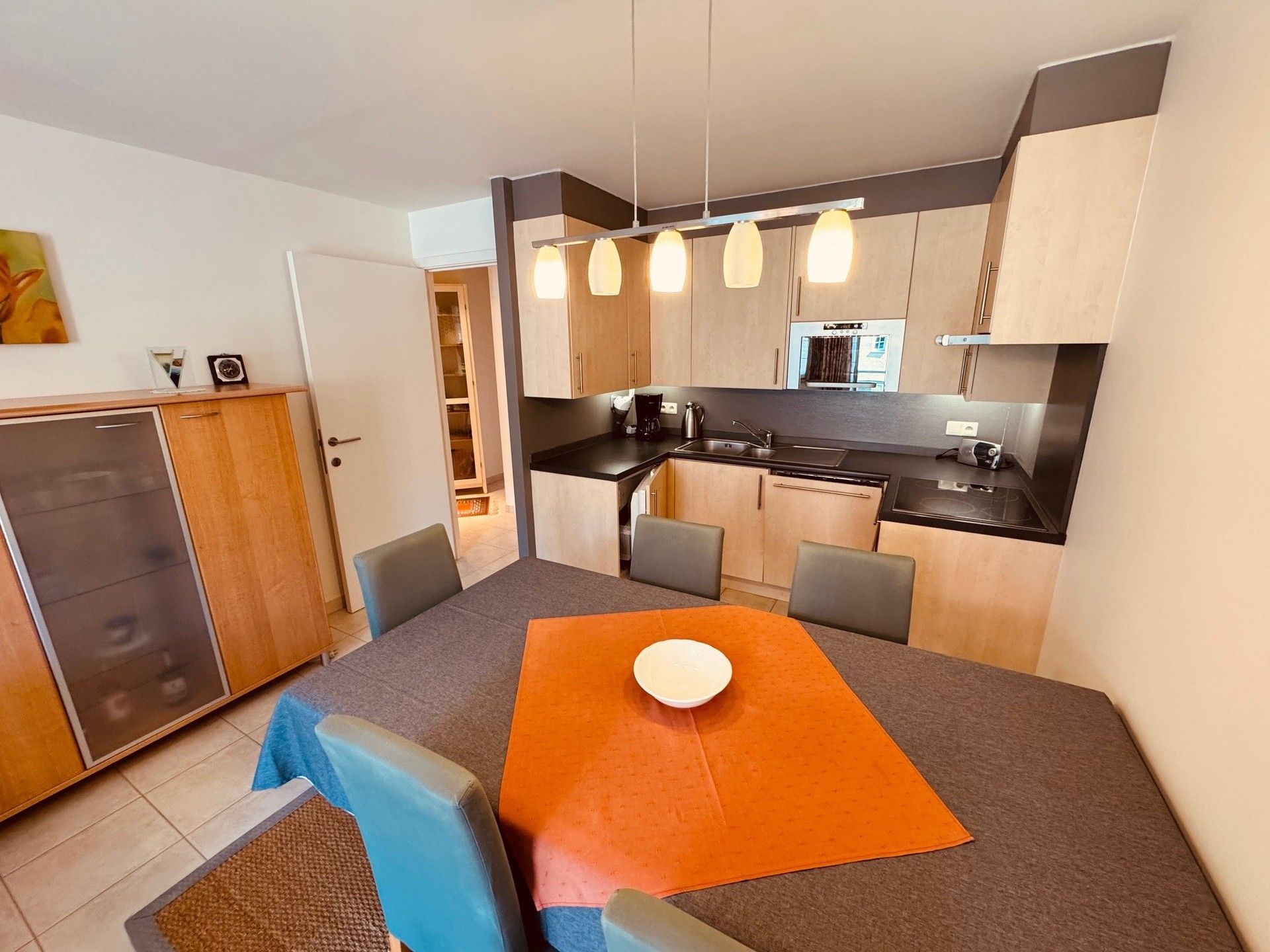 Zeer verzorgd tweeslaapkamer appartement te koop de Haan - Vosseslag. foto 3