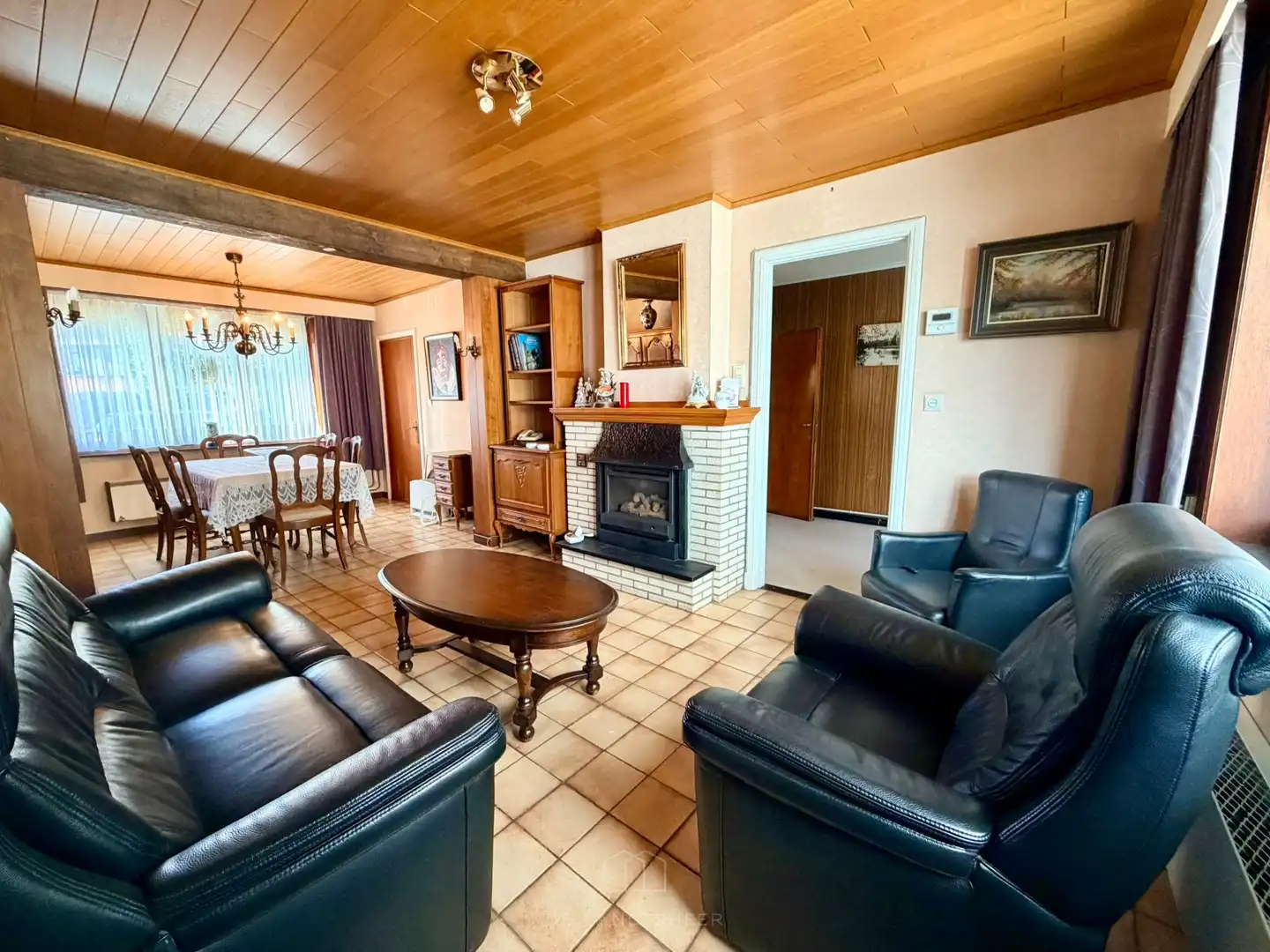 Te renoveren halfopen bebouwing met 3 slaapkamers in hartje Bornem - Een woning met potentieel! foto 4