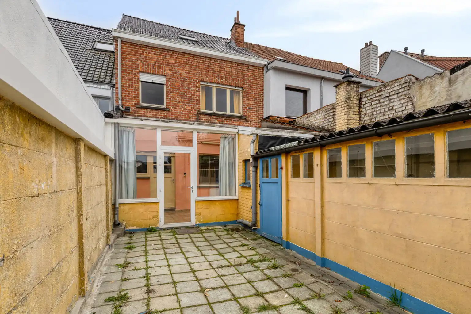 Te moderniseren, charmante tweegevelwoning met tuin foto 16