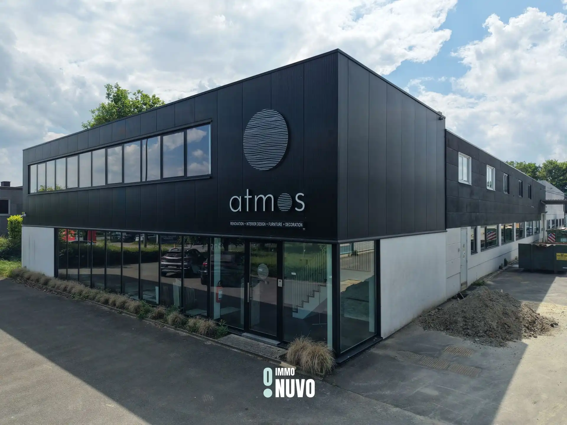 Magazijnen + Kantoren + Showroom foto 20