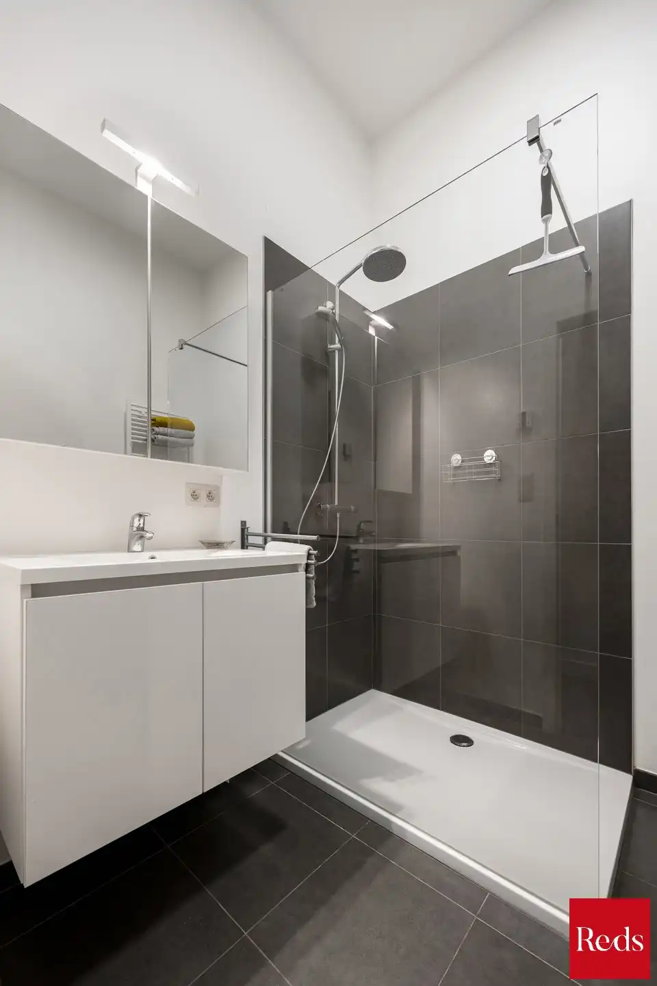 Ruim gelijkvloers appartement met gezellige tuin in Zoersel foto 11