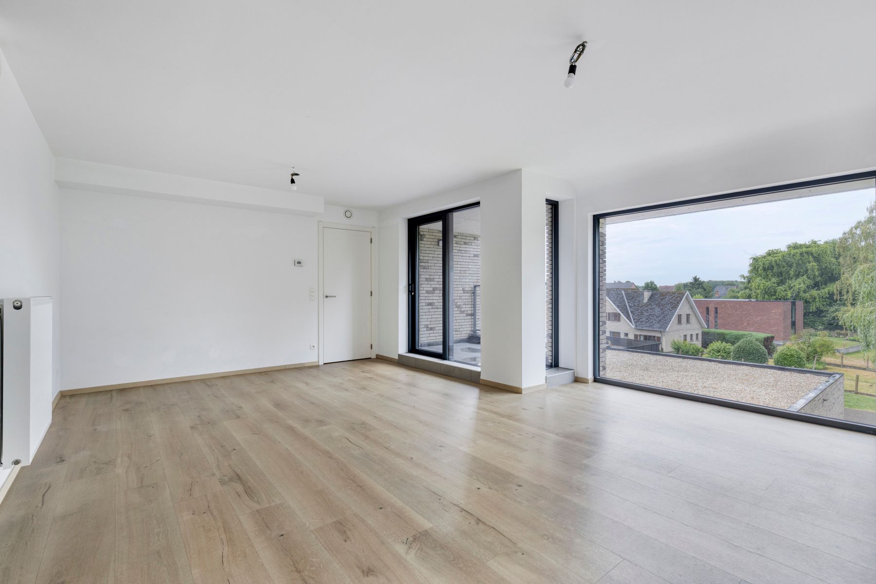 ()=>{if(producerUpdateValueVersion(node),producerAccessed(node),node.value===ERRORED)throw node.error;return node.value} Brusselbaan 178/23 - 9320 Aalst
