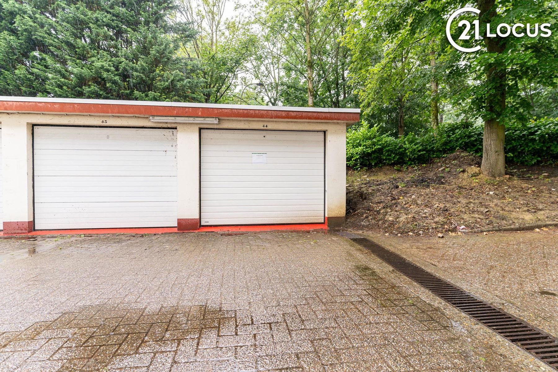 Te Koop Garagebox in Rubenspark ! foto 1