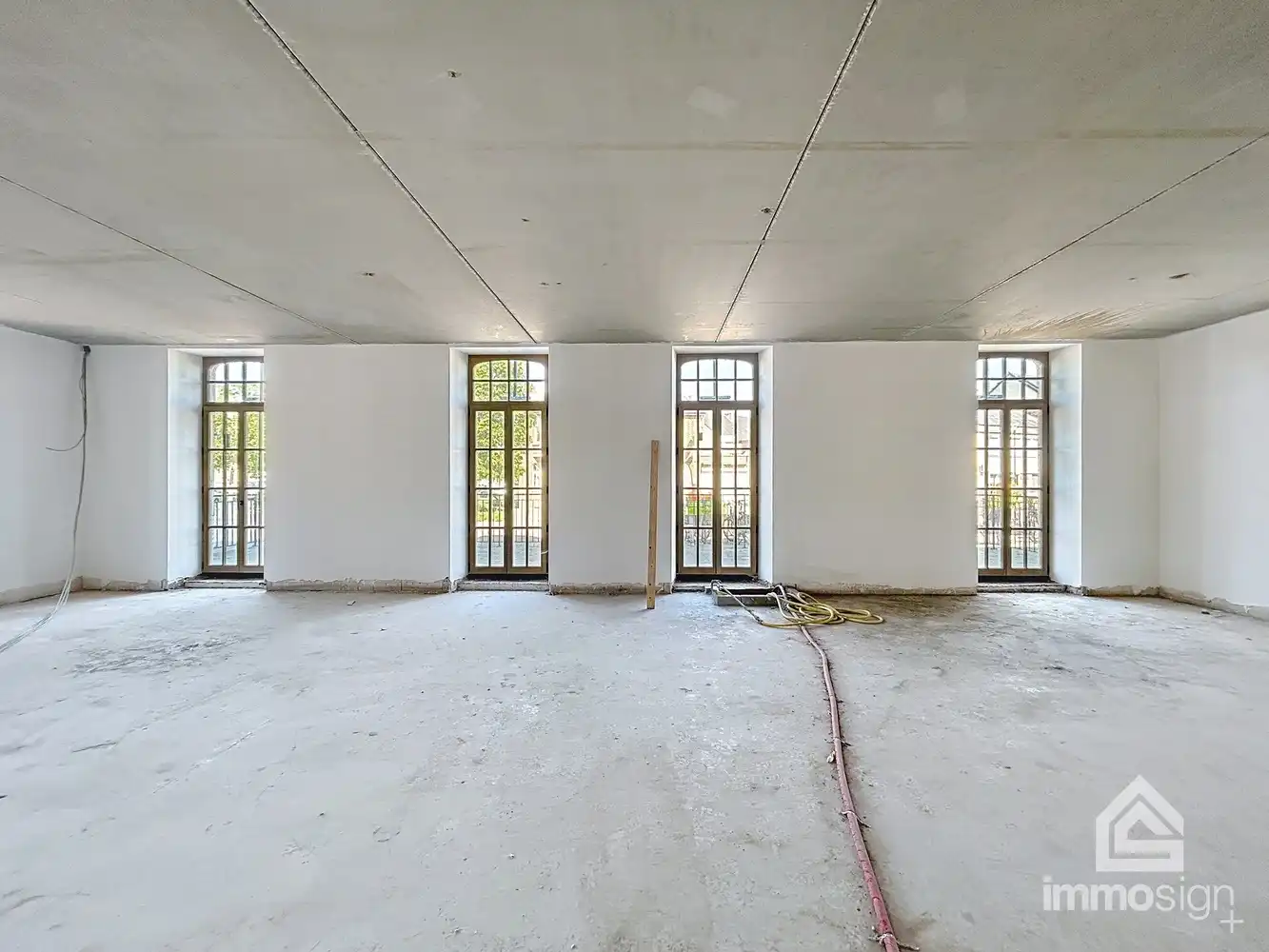 Handels- of horecapand op toplocatie te Bocholt foto 9