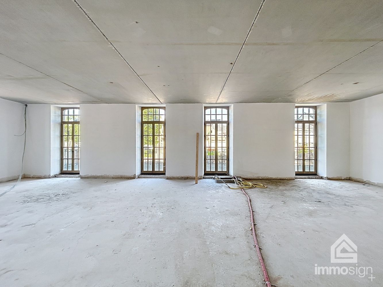 Handels- of horecapand op toplocatie te Bocholt foto 9