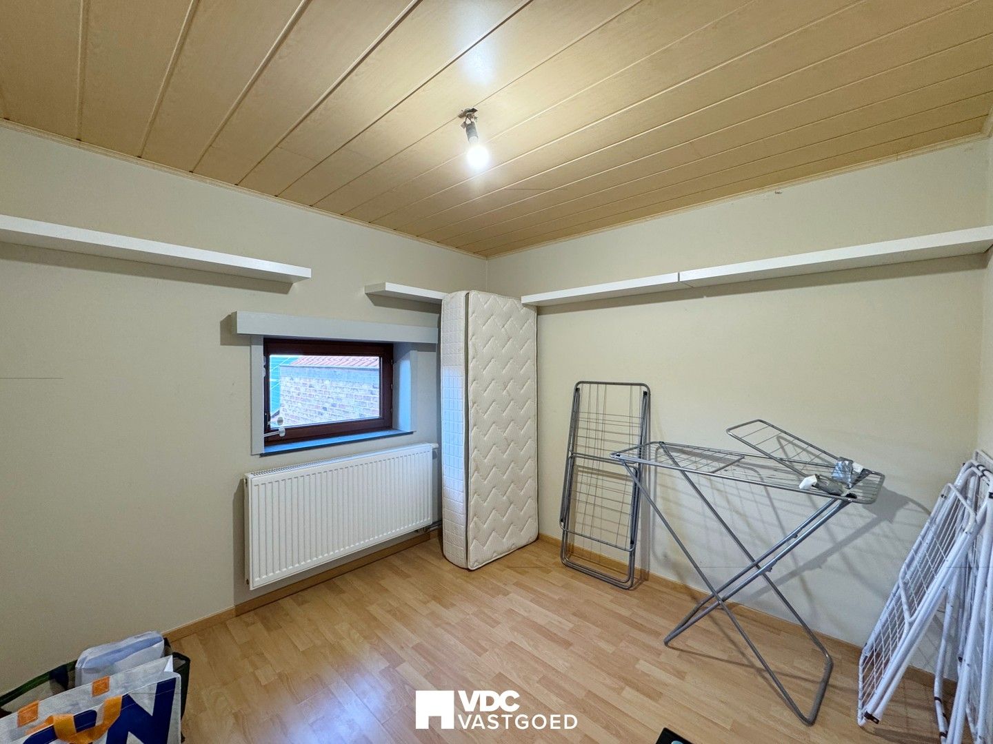 Te renoveren woning met 2 slaapkamers – interessante investering foto 8