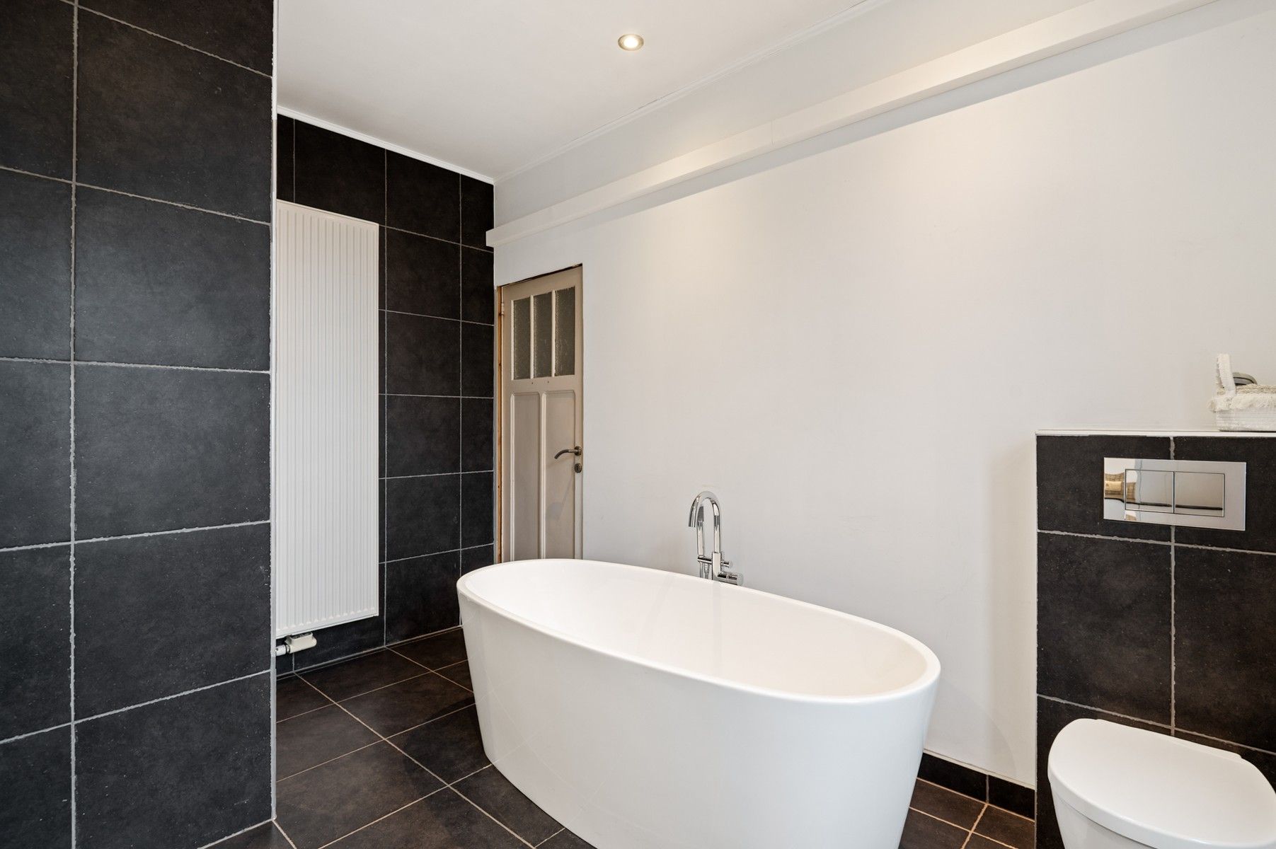 Woning met magazijn van 200 m² foto 9