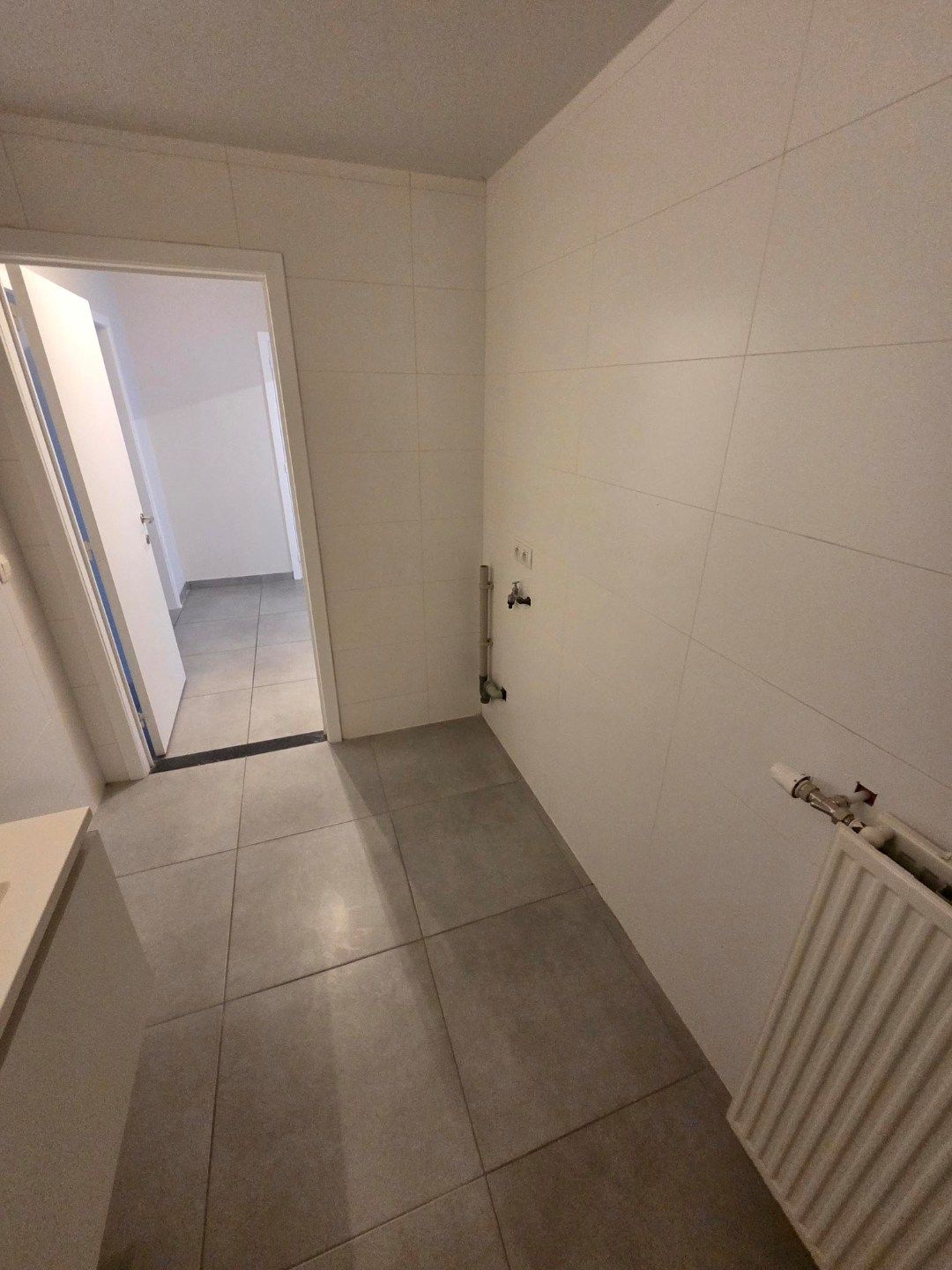 Verzorgd appartement met 2 slaapkamers in Veurne foto 9