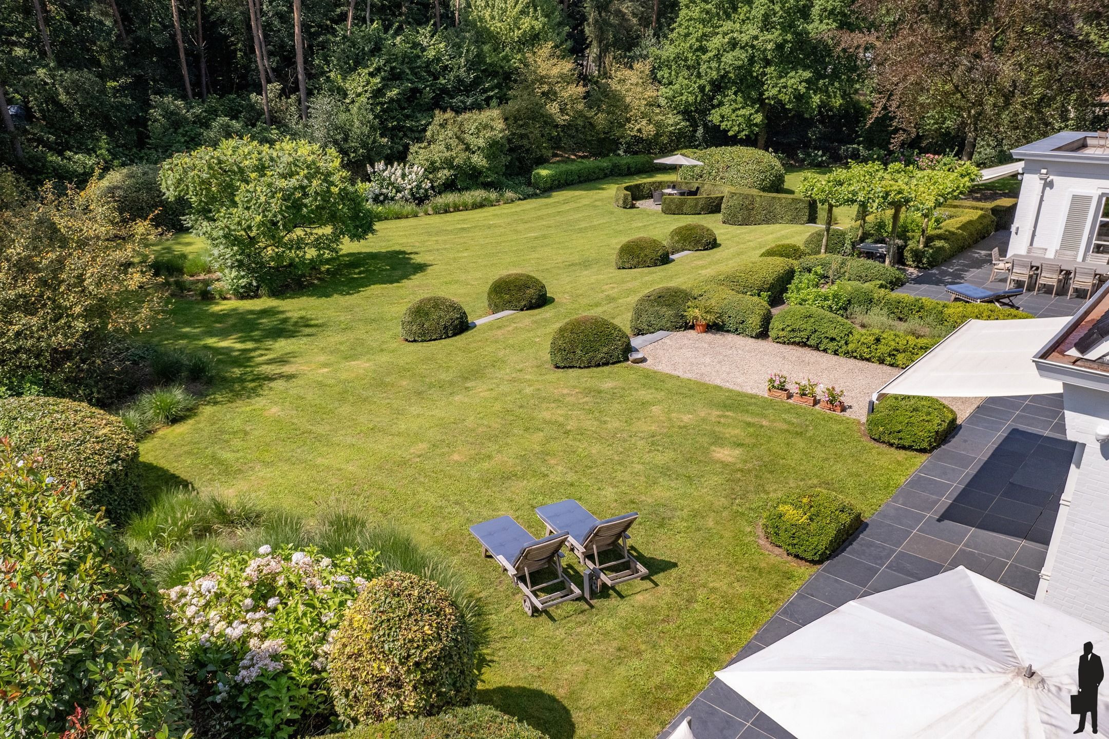 Een tijdloze statige villa, in perfecte staat van onderhoud op 5.040 m² grond! foto 39