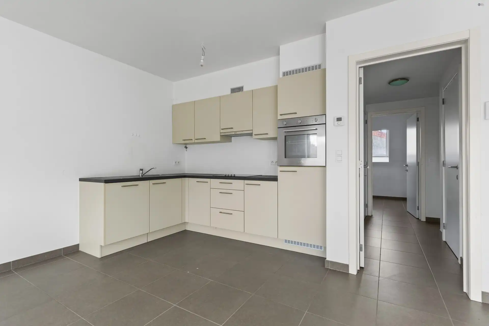 Recent appartement te Kemzeke foto 5