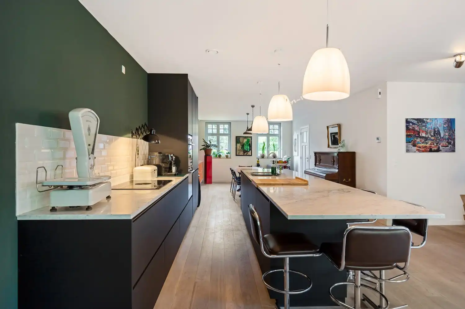 Instapklare, energiezuinige woning met 3 slaapkamers & tuin te Lier! foto 4