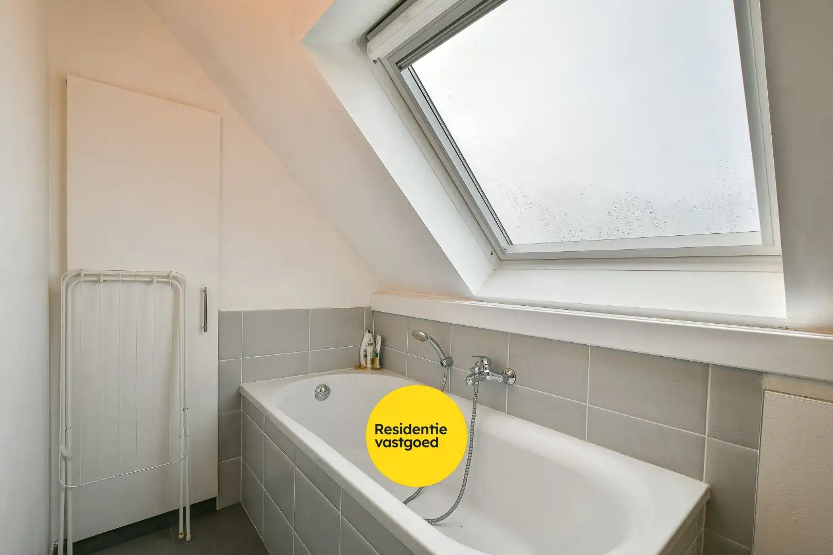 Gezellig dakappartement met tuin vlak bij zee – Vosseslag, De Haan! foto 18