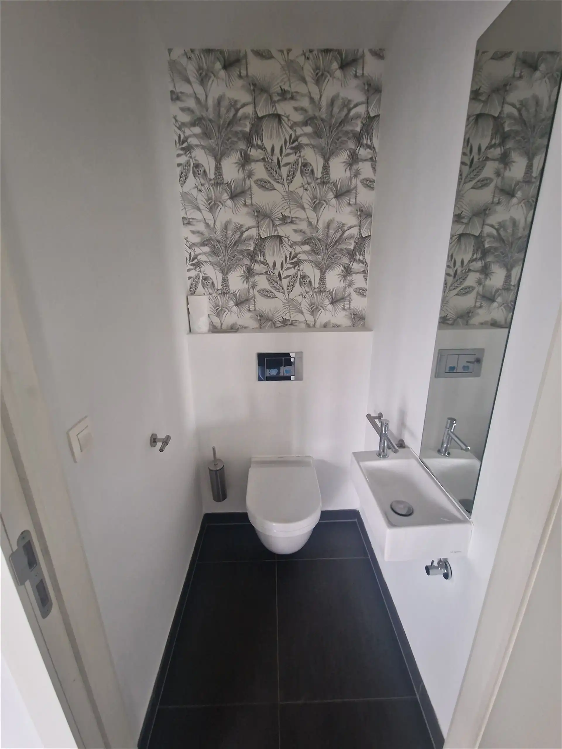 Ruim 2-Slaapkamer Appartement met 2 terrassen foto 2