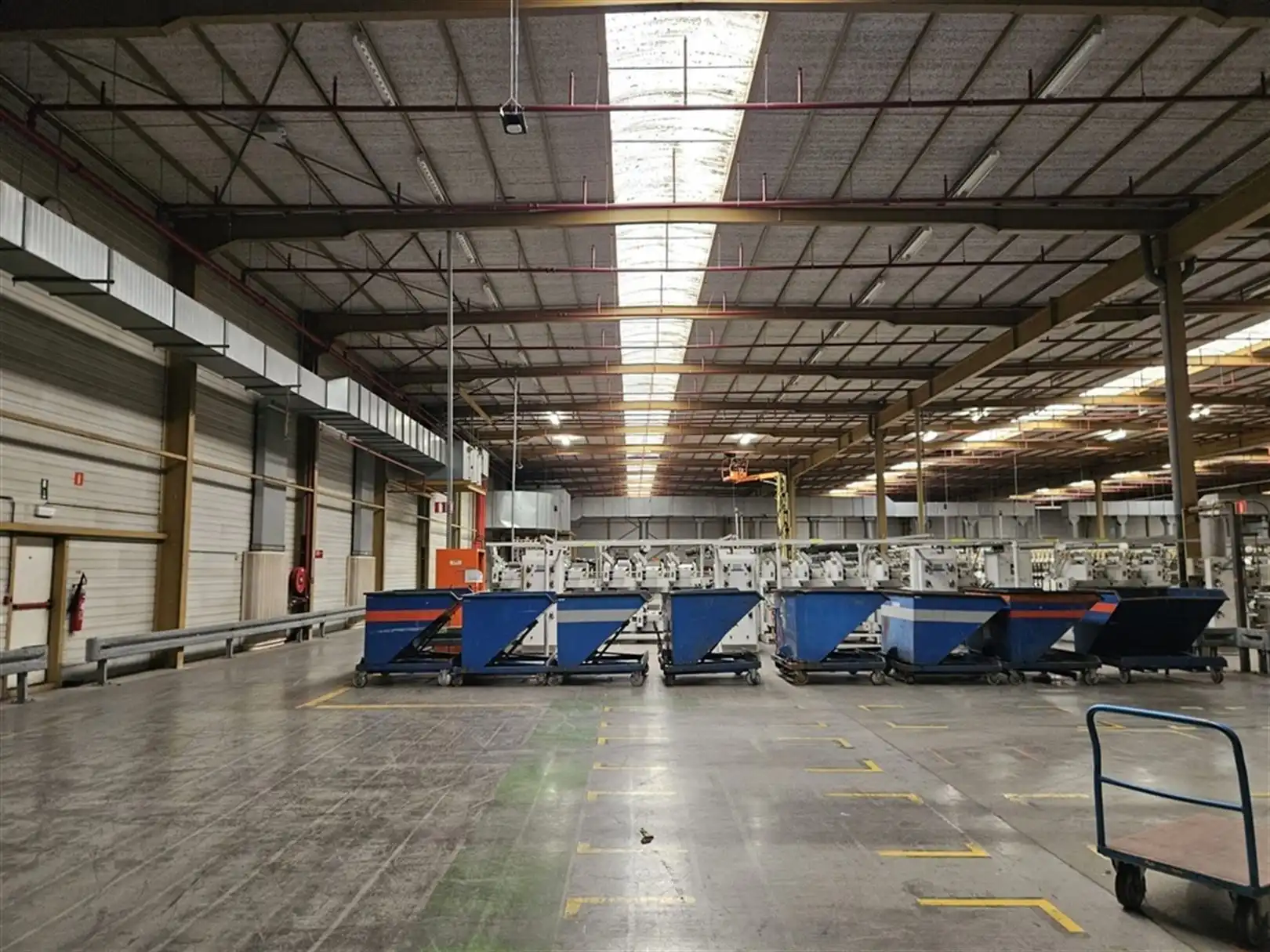 Fabrieksgebouw te Komen foto 21