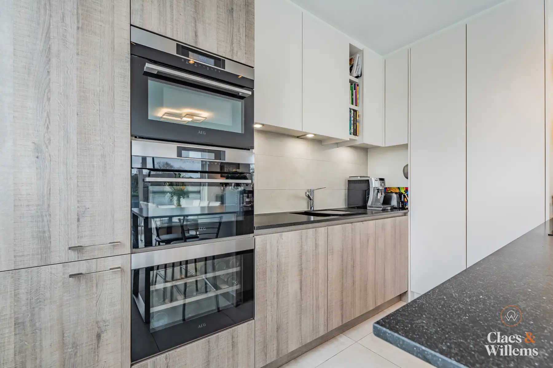 Stijlvol 3 slaapkamer appartement met terras te Halle foto 6