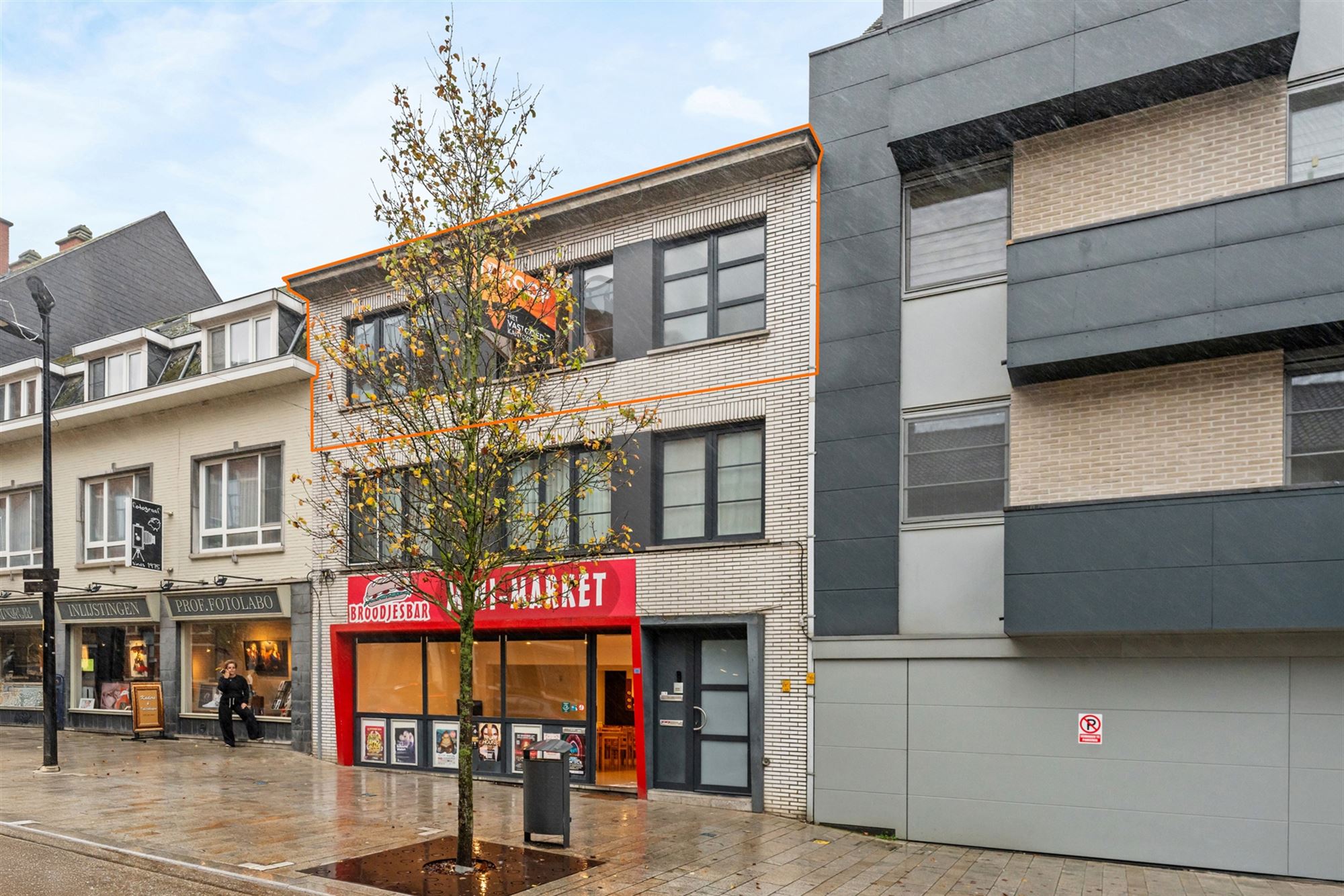 VERNIEUWD APPARTEMENT MET 2 SLAAPKAMERS PAL IN HET CENTRUM VAN BERINGEN foto 20
