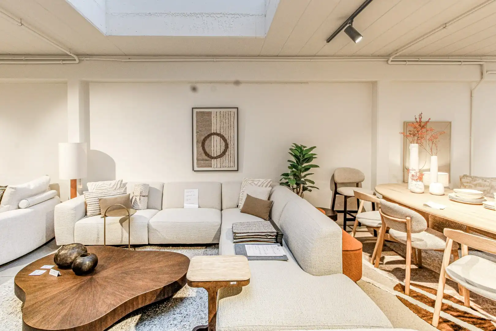 Verhuurd handelspand te koop Lippenslaan 253  foto 4