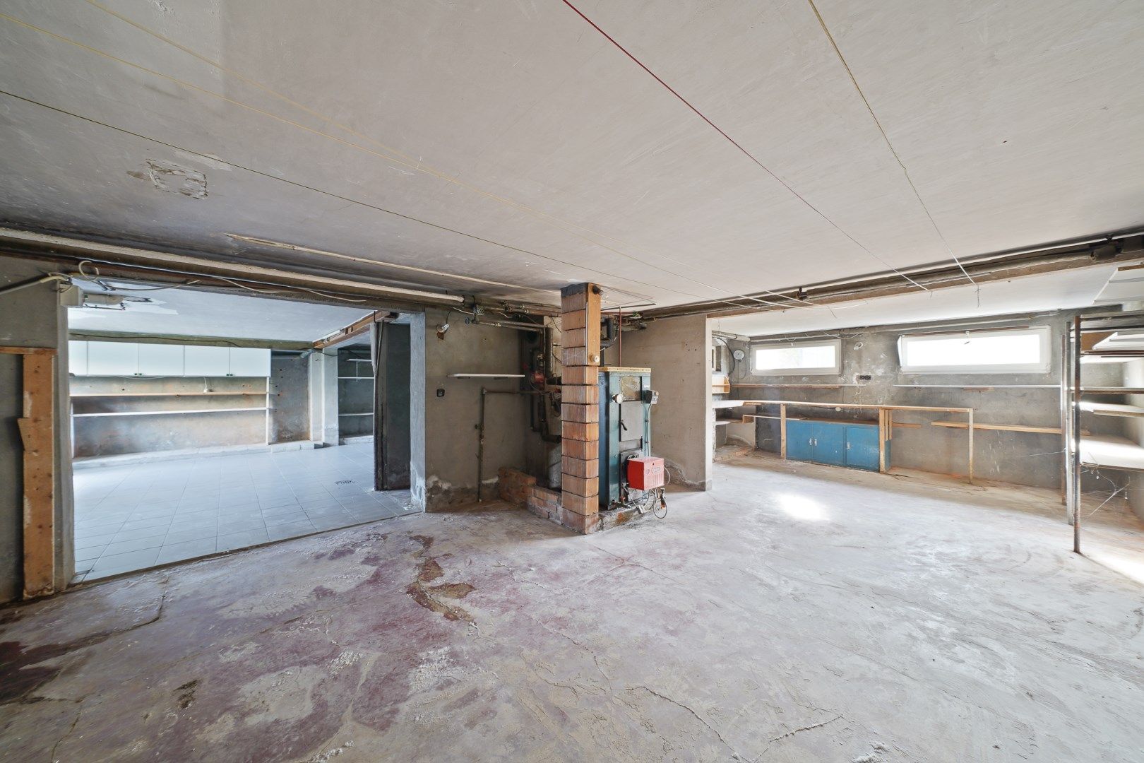 Te moderniseren woning met tuin en grote garage in Stene (Oostende) foto 17