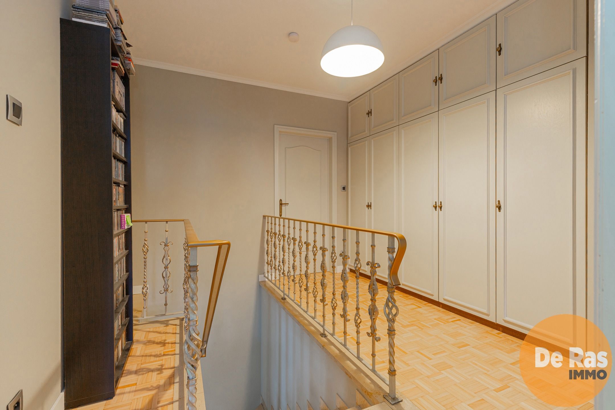 AAIGEM - Ruime villa met 4 slpks, tuin en garage! foto 14