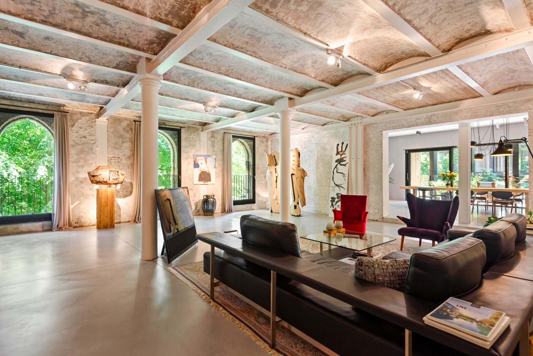  Exclusieve loft van 240 m² in Axel Vervoordt Kanaalproject. foto 6