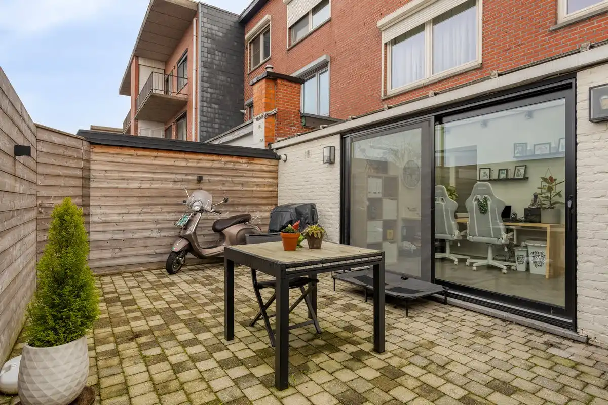 Gelijkvloers appartement met garage te koop in Kapellen foto 24
