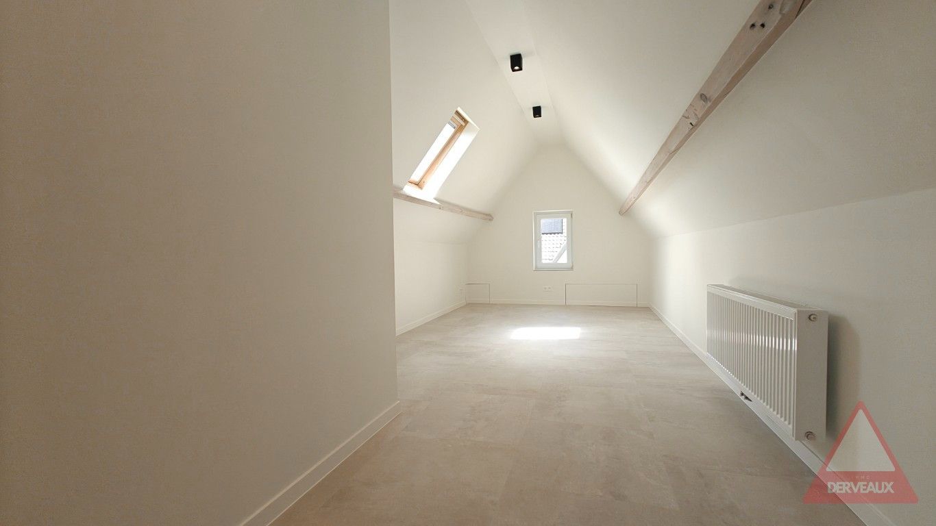 Moorslede – Instapklare, volledig gerenoveerde woning met gezellige tuin foto 16