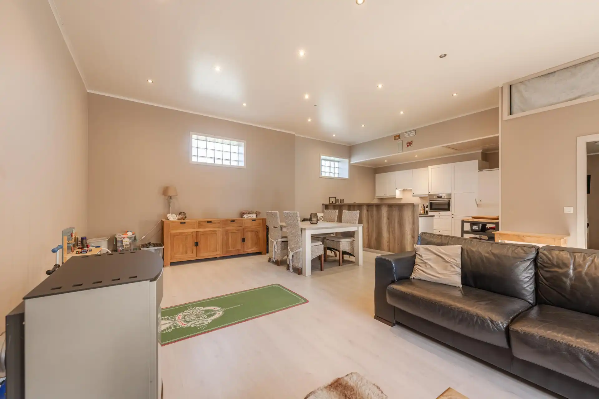 GERENOVEERDE LEUKE RIJWONING MET 3 SLAAPKAMERS EN PRAKTIJKRUIMTE TE KOOP IN DESSELGEM🏡 foto 25