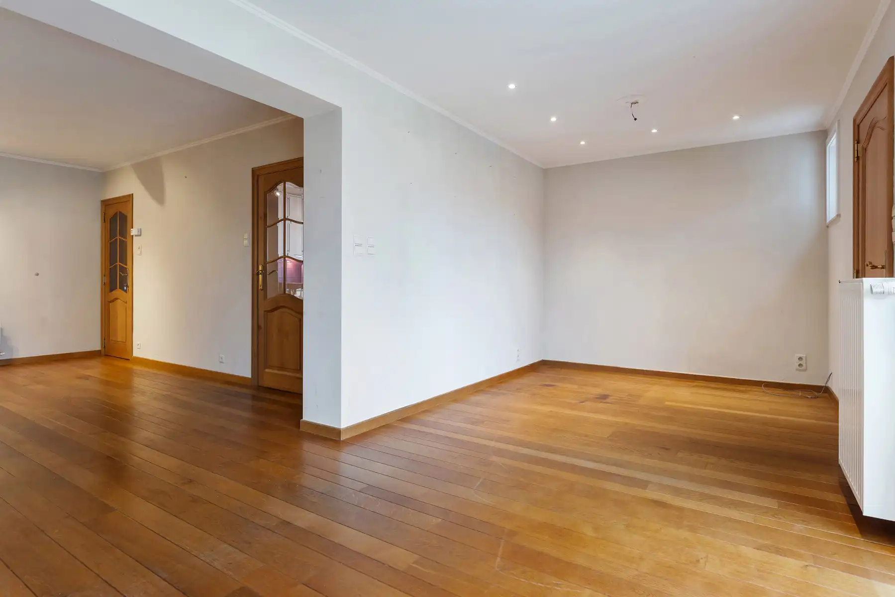 WONING + 5 SLK + 2 LIVINGS + 3 BDK + 4P + TUIN + TERRASSEN foto 7