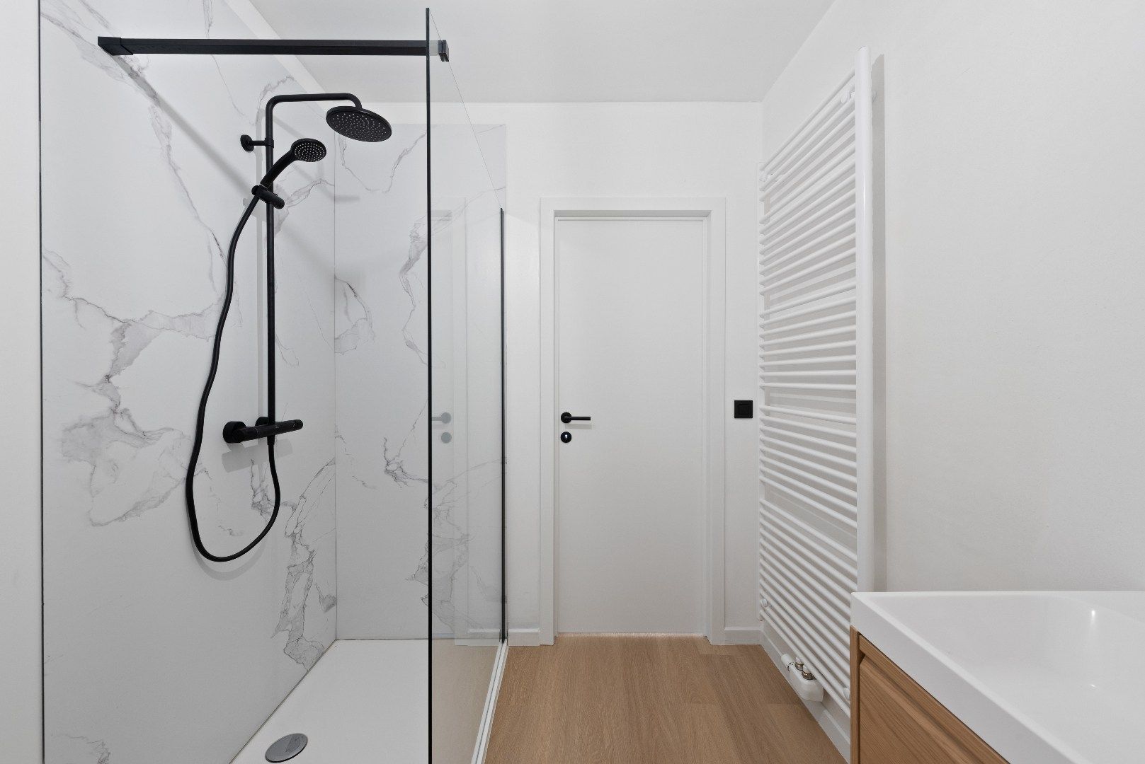 Mooi gerenoveerde rijwoning foto 17