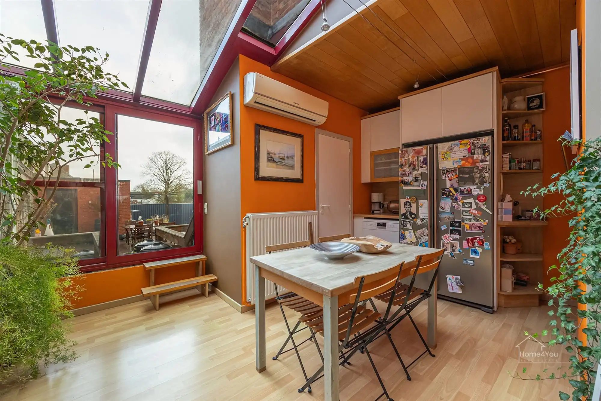 Veelzijdig handelshuis met ruim duplex appartement foto 7