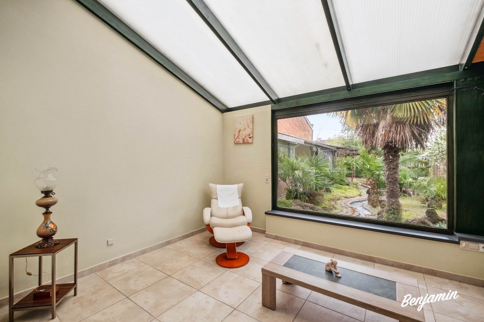 Gelijkvloerse woning met 2 slaapkamers, fenomenale tuin en opslagruimte in Dadizele foto 5