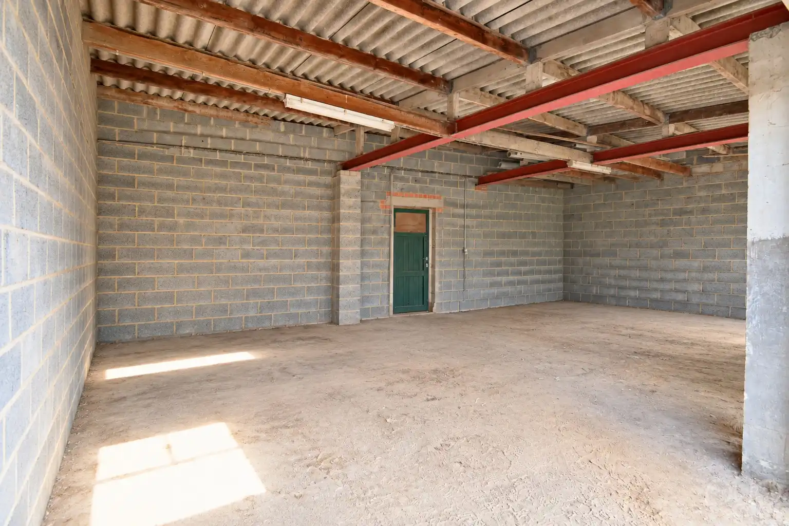 Charmante halfopen woning met loods en bouwmogelijkheden op 9a53ca foto 21