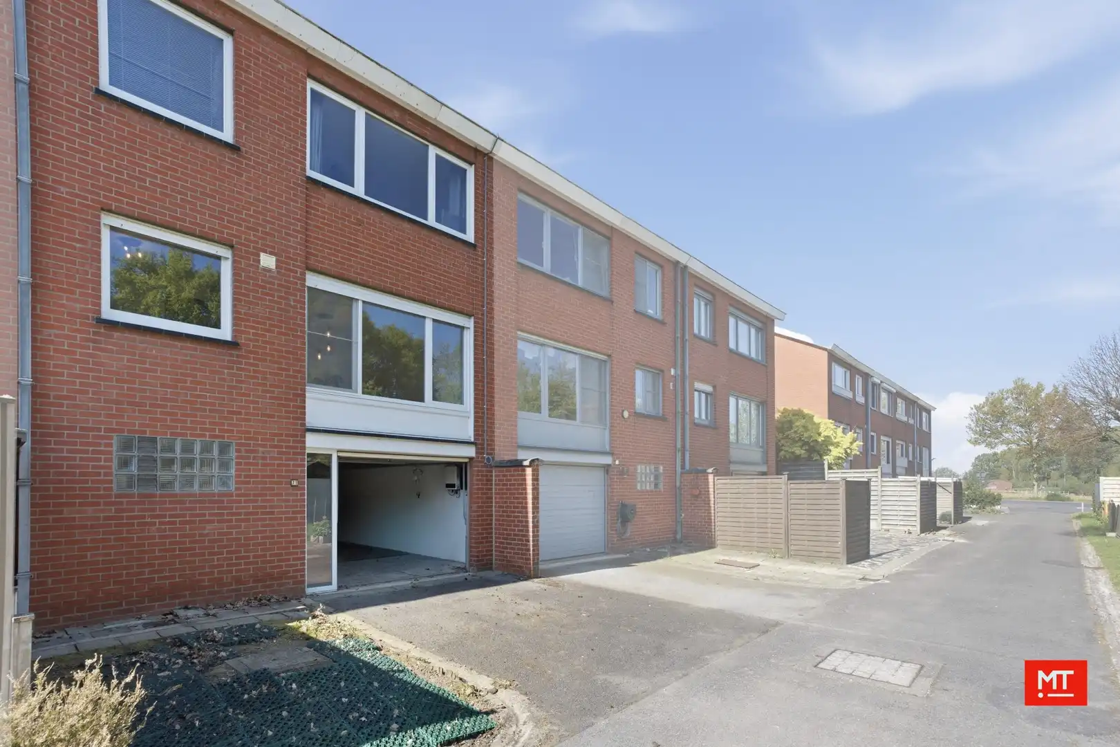 Instapklare, energiezuinige woning met 3 slaapkamers, tuin en garage te koop in een rustige wijk te Zonnebeke foto 16