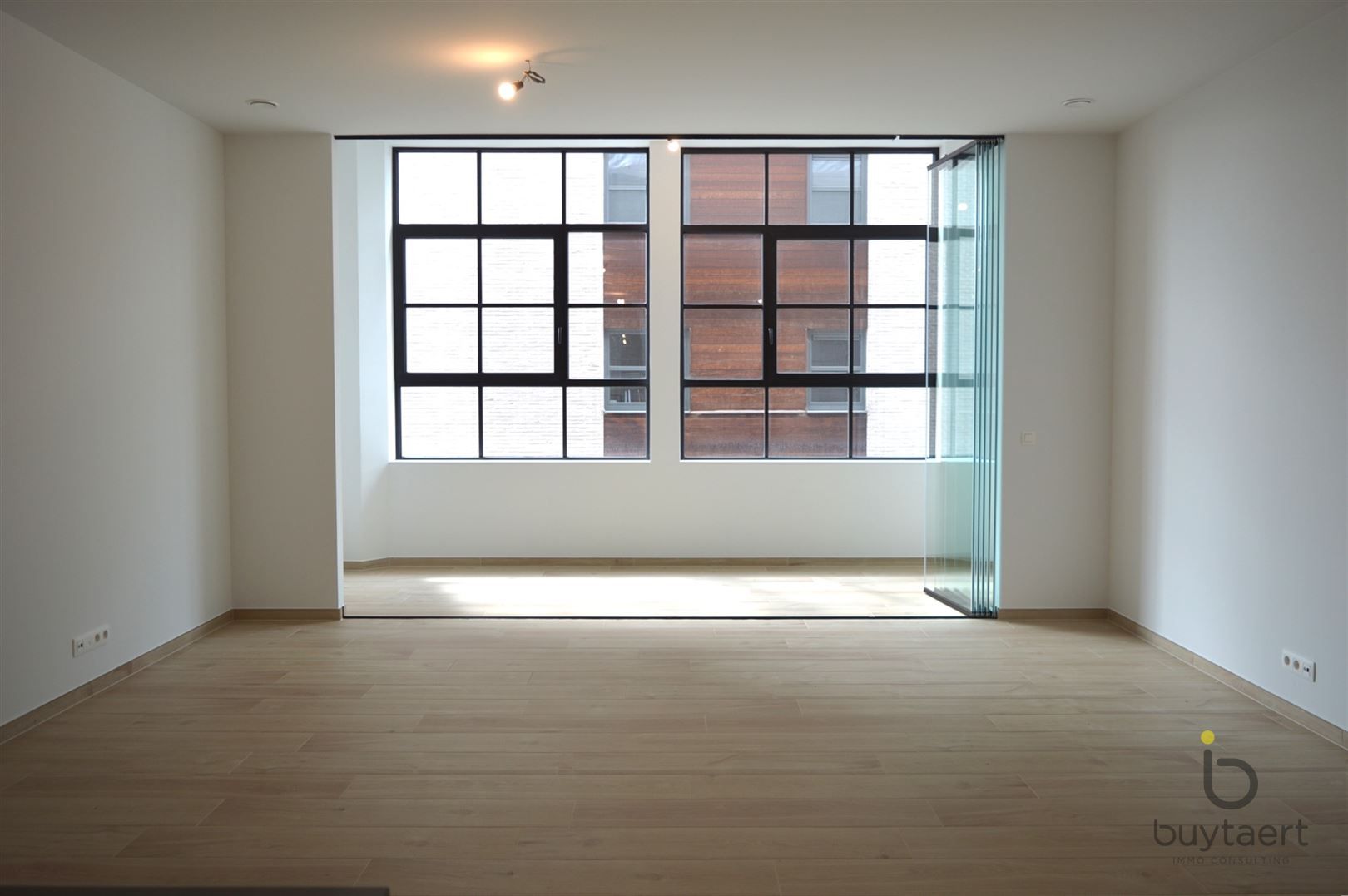 Nieuwbouw appartement met twee slpks op toplocatie. foto 2