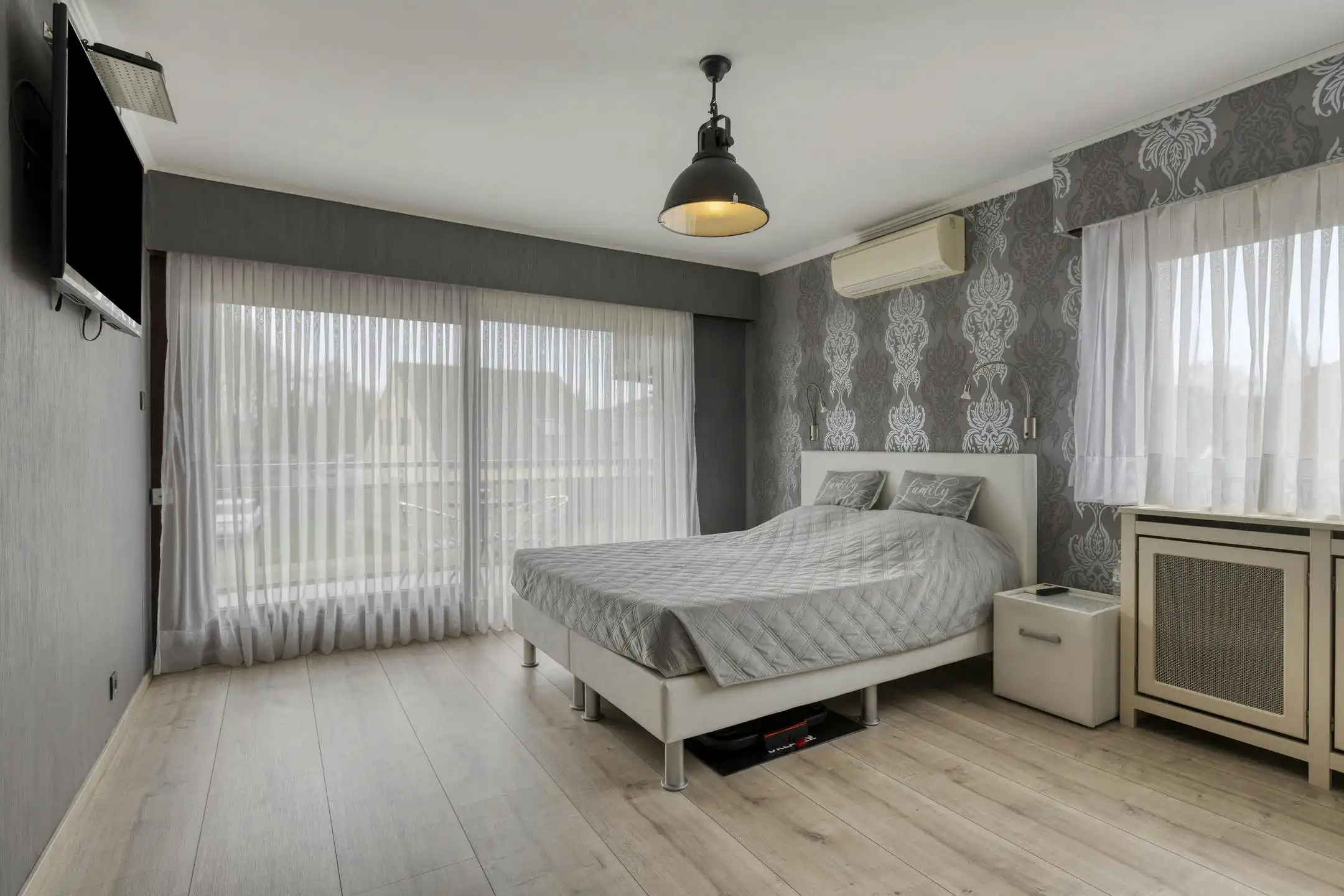 Huis met 3 ruime slaapkamers + bureau te Sijsele (Damme) foto 16