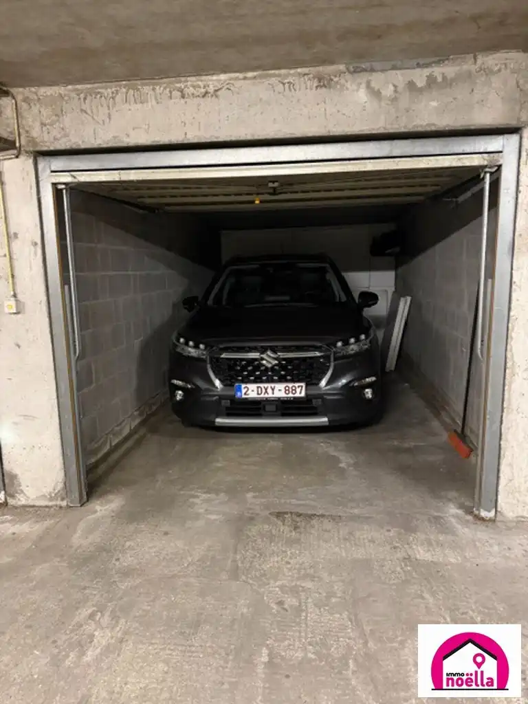 TE KOOP GARAGE TE WESTENDE! foto 8