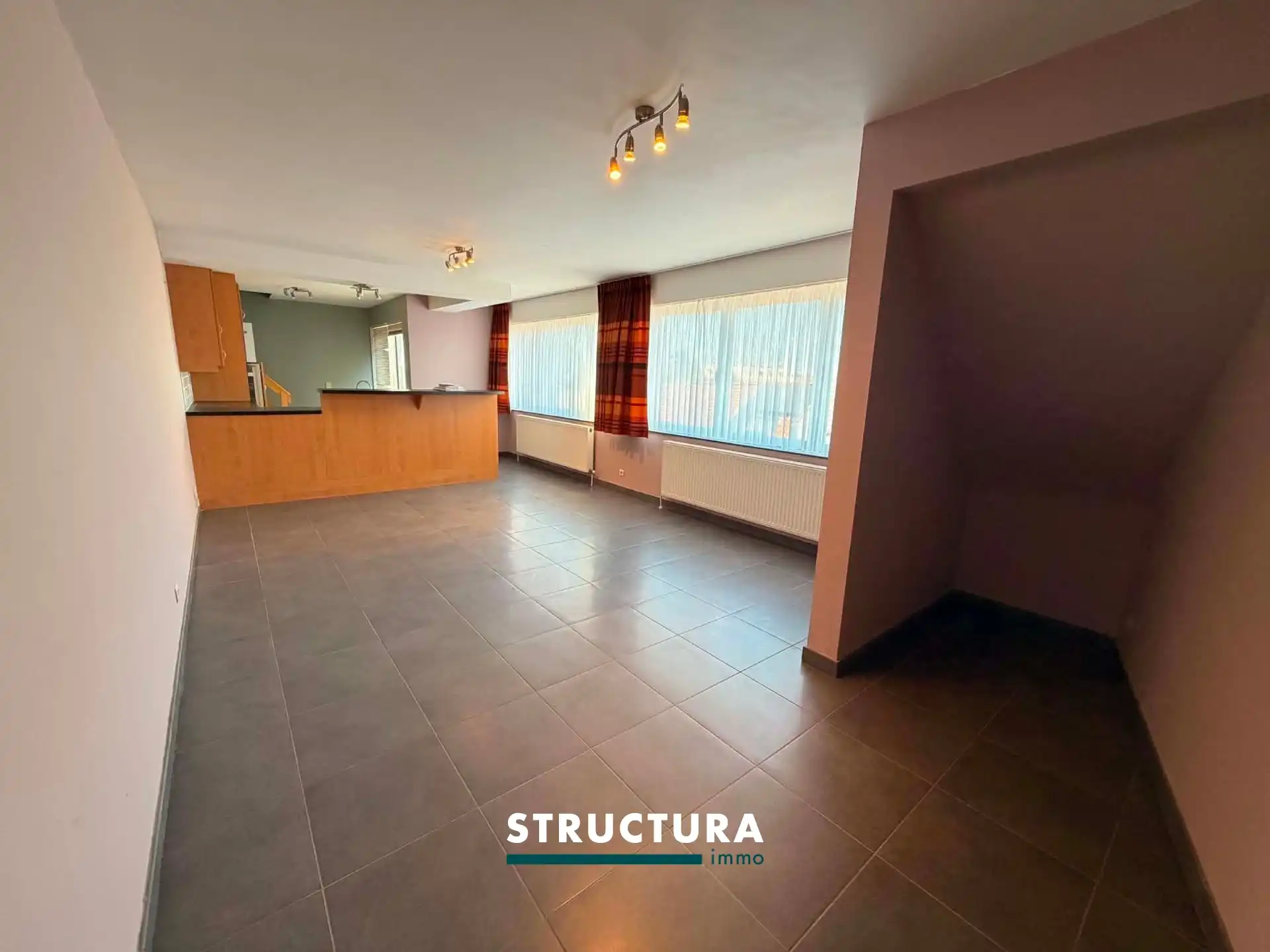 Centraal gelegen duplexappartement met EPC B foto 4