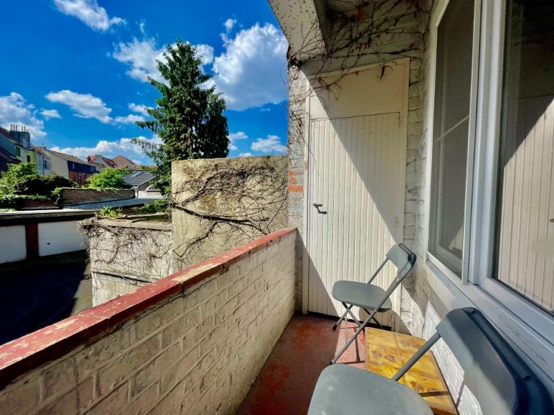 INSTAPKLAAR TWEESLAAPKAMER APPARTEMENT TE HUUR IN HARTJE GENT foto 8