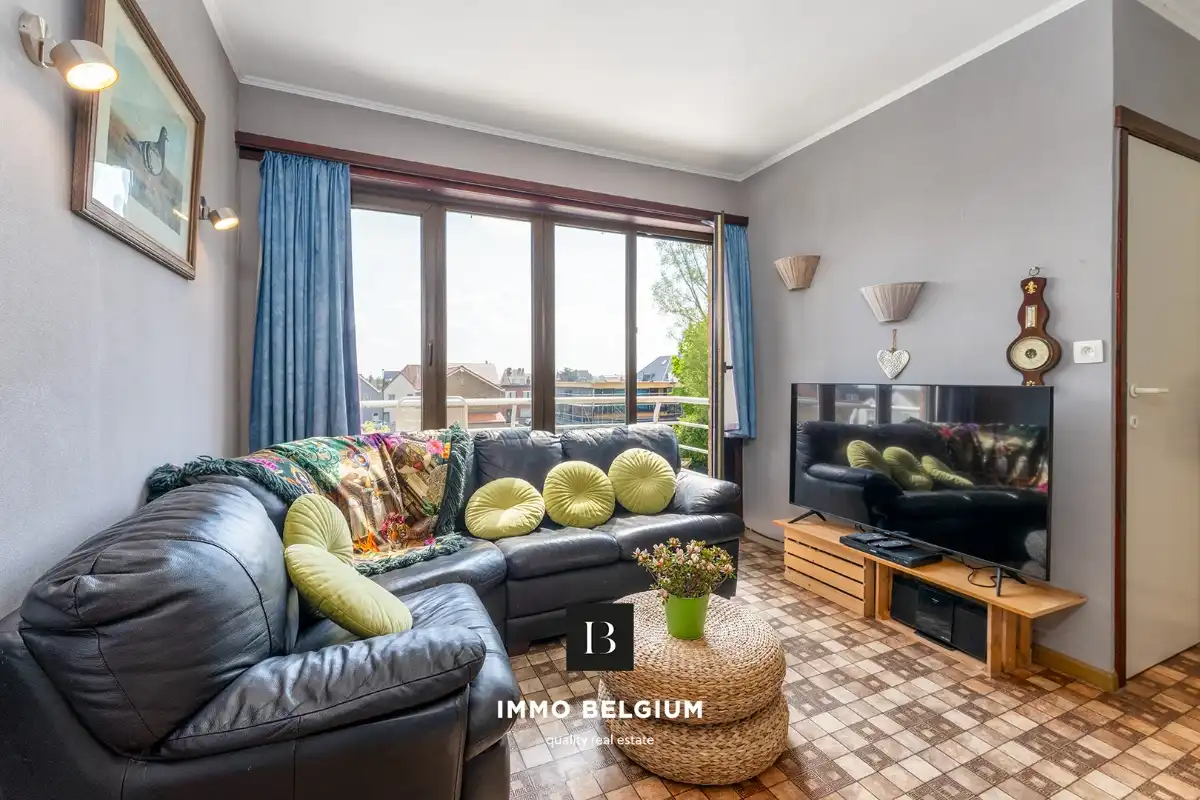 Goed onderhouden appartement met ondergrondse parking nabij het centrum foto 4