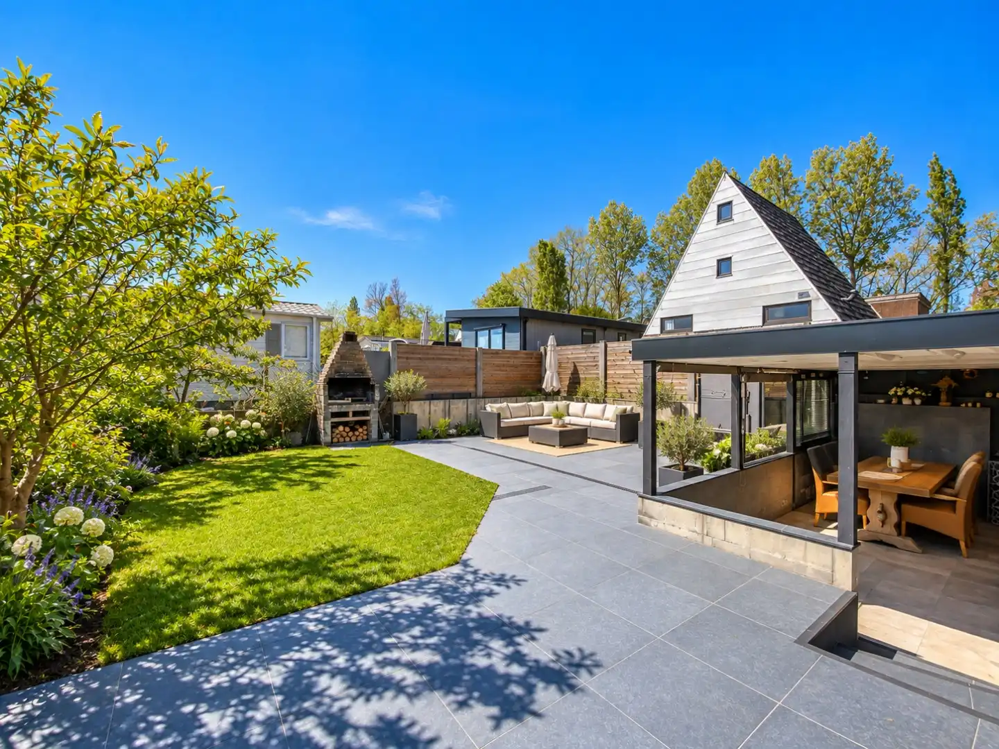 Instapklare open bebouwing gelegen op 330m² te Oostduinkerke.  foto 4
